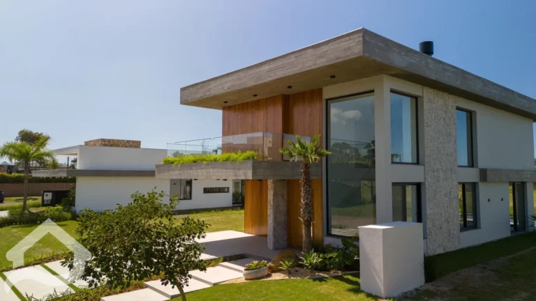 Casa de condomínio com 4 quartos a venda e 2 vagas no bairro praia da cal em torres assunta imóveis 24