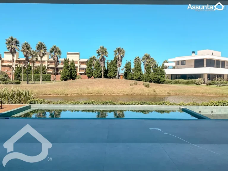Casa de condomínio com 4 quartos à venda e 2 vagas no bairro praia da cal em torres assunta imóveis 49